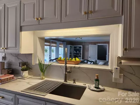 Kitchen - 1414 Clark Pl, Lancaster, SC 29720 photo 3 of 4