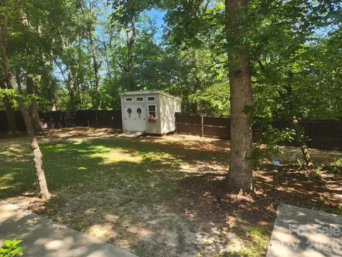 Exterior - 1414 Clark Pl, Lancaster, SC 29720 photo 7 of 11