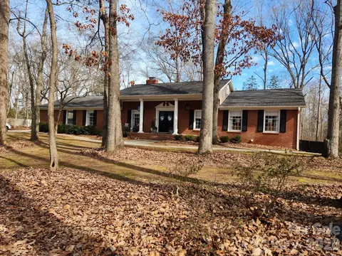 Exterior - 1414 Clark Pl, Lancaster, SC 29720 photo 3 of 11