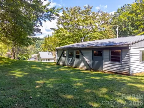 Exterior - 144 Cherry St, Sylva, NC 28779 photo 11 of 13