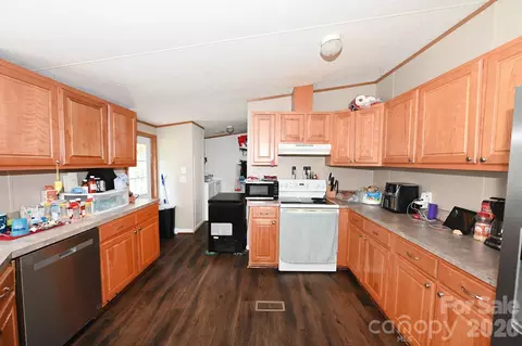 Kitchen - 2348 John Coffey Rd, Morganton, NC 28655 photo 1 of 2