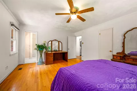 Bedroom - 15 Meadowlark Dr, Tryon, NC 28782 photo 2 of 4