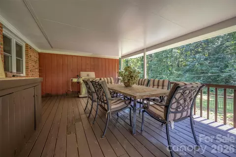 Exterior - 15 Meadowlark Dr, Tryon, NC 28782 photo 3 of 10