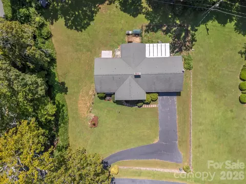 View/Area - 15 Meadowlark Dr, Tryon, NC 28782 photo 2 of 4
