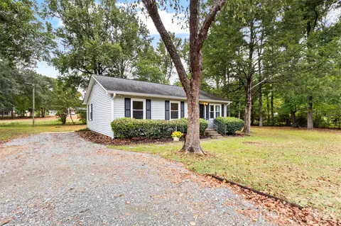 4012 Crestview Dr, Rock Hill, SC 29732