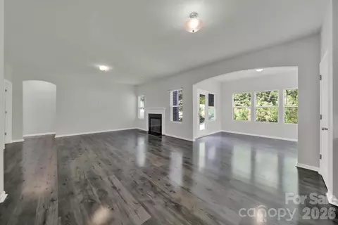 Living - 5121 Saddleback Dr, Mount Holly, NC 28120 photo 4 of 4