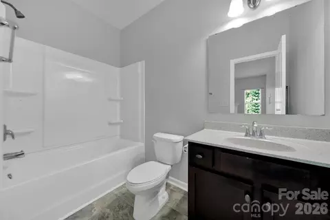 Bath - 5121 Saddleback Dr, Mount Holly, NC 28120 photo 2 of 2