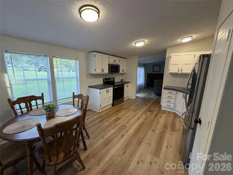 Kitchen - 150 Rocky Forest Trl, Elkin, NC 28621 photo 2 of 4