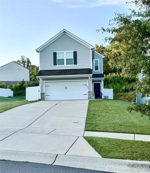 525 Newfound Hollow Dr, Charlotte, NC 28214
