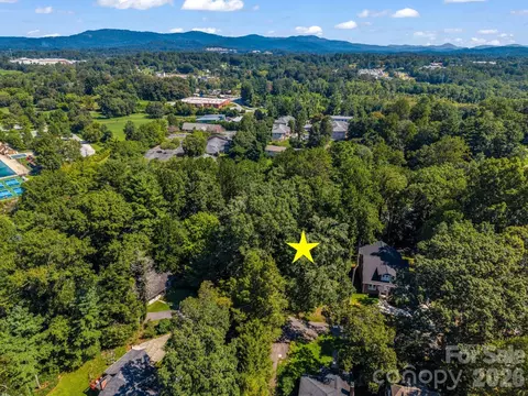 Ridgecrest Drive, Hendersonville, NC 28792