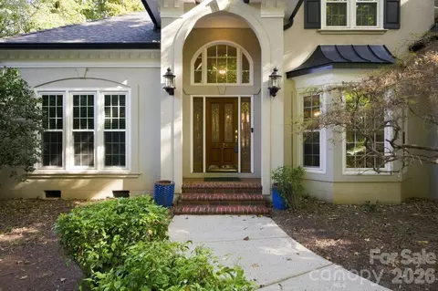 3726 Ashford Leigh Ct, Charlotte, NC 28269