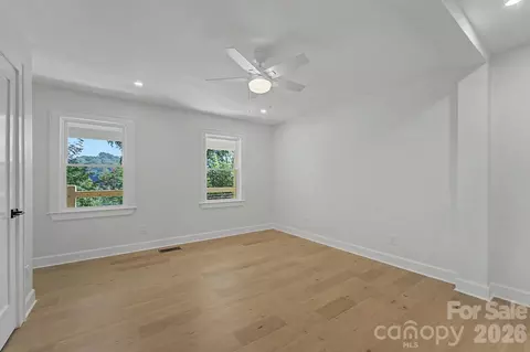 Bedroom - 186 Sylvan Heights Dr, Sylva, NC 28779 photo 1 of 8