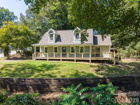 Exterior - 186 Sylvan Heights Dr, Sylva, NC 28779 photo 2 of 10
