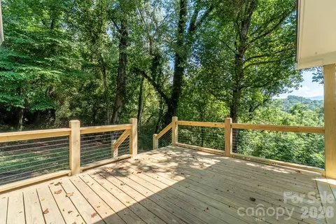 Exterior - 186 Sylvan Heights Dr, Sylva, NC 28779 photo 6 of 10