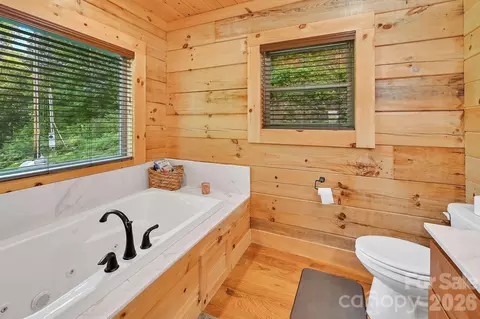 Bath - 1140 Caney Fork Rd, Marshall, NC 28753 photo 3 of 3