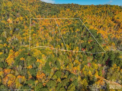 000 Pond Rd, Spruce Pine, NC 28777 photo 2