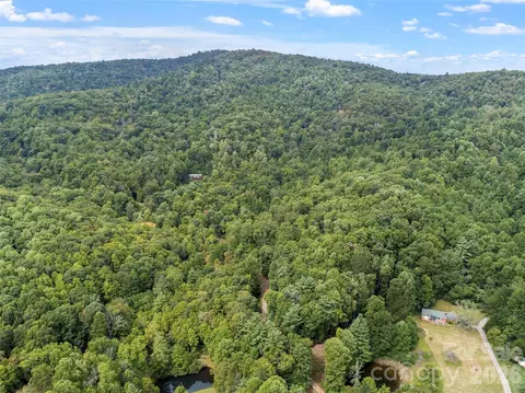 000 Pond Rd, Spruce Pine, NC 28777 photo 8