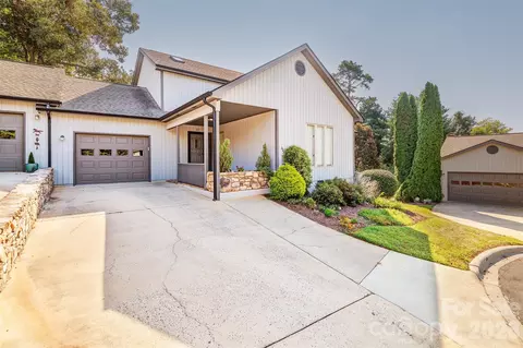 227 Kyfields Rd, Weaverville, NC 28787