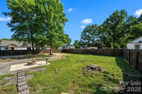 Other - 300 King St, Monroe, NC 28110 photo 2 of 3