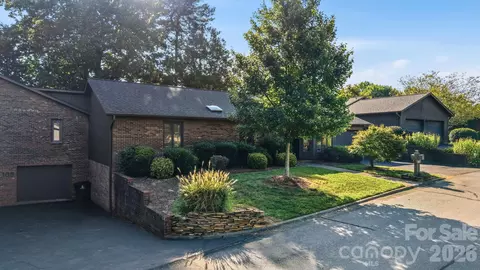 103 Briar Ridge Cir, Winston Salem, NC 27104