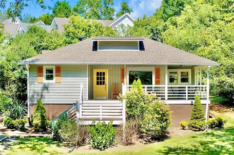 23 Maxwell Rd, Asheville, NC 28805
