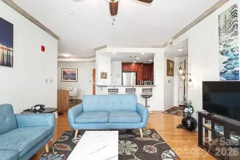 401 N Church 607 St #607, Charlotte, NC 28202
