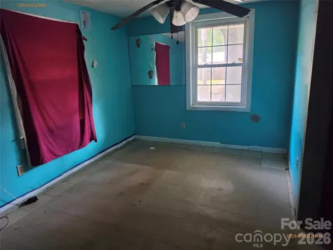 Bedroom - 1304 Old Plank Rd, Salisbury, NC 28144 photo 2 of 4