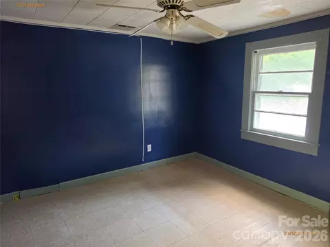 Bedroom - 1304 Old Plank Rd, Salisbury, NC 28144 photo 3 of 4