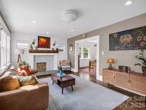 10 Dale St, Asheville, NC 28806