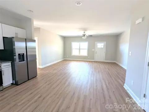 1609 N Sutherland Ave, Monroe, NC 28110 photo 4