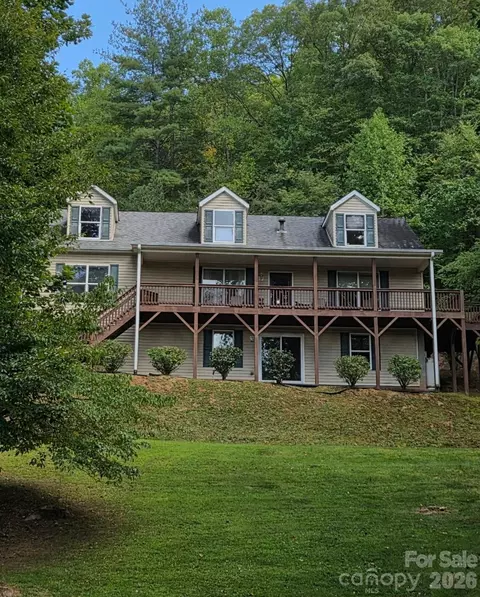 3 Lauren 27 Ln #27, Candler, NC 28715