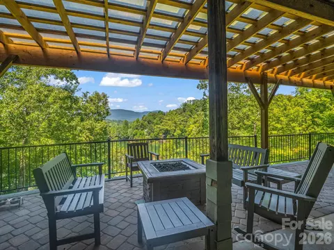 Exterior - 1237 S Cove Rd, Mill Spring, NC 28756 photo 5 of 10