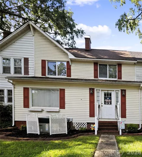 164 Spruce St, Badin, NC 28009