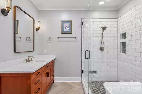 Bath - 5385 Stone Brook Ct, Davidson, NC 28036 photo 4 of 6