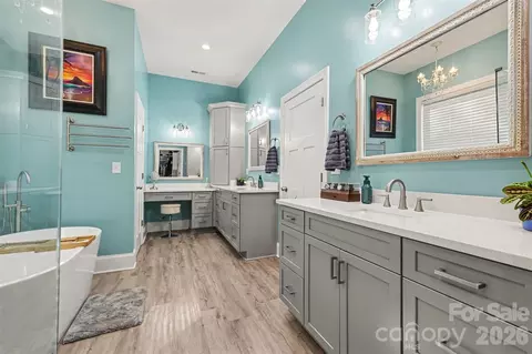 Bath - 743 Parson Rd, Mcconnells, SC 29726 photo 4 of 6