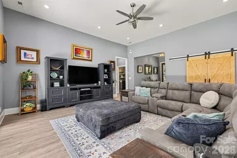 Living - 743 Parson Rd, Mcconnells, SC 29726 photo 1 of 2