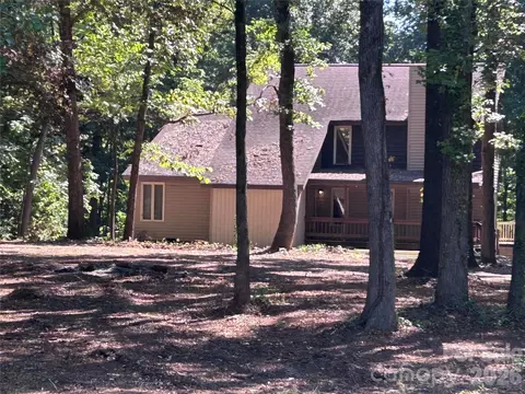 8209 Addison Dr, Harrisburg, NC 28075