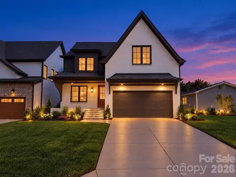 1117 Lomax Ave, Charlotte, NC 28211