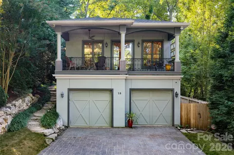 18 Woodlink Rd, Asheville, NC 28801