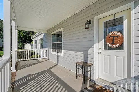 Exterior - 5914 Ruffner Ct, Wingate, NC 28174 photo 3 of 5