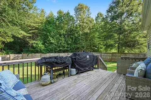 Exterior - 5914 Ruffner Ct, Wingate, NC 28174 photo 4 of 5