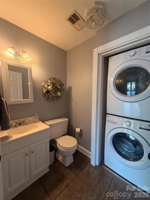 Other - 103 Crestlane C Dr #C, Morganton, NC 28655 photo 4 of 8