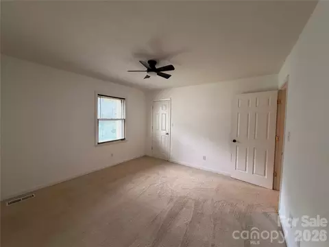 Bedroom - 103 Crestlane C Dr #C, Morganton, NC 28655 photo 3 of 4