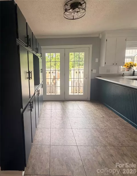 Other - 103 Crestlane C Dr #C, Morganton, NC 28655 photo 3 of 8