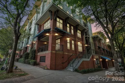1101 W 1st 301 St #301, Charlotte, NC 28202