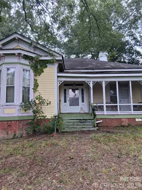 414 Lee Ave, Wadesboro, NC 28170