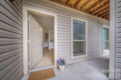 11022 Running Ridge Rd, Charlotte, NC 28226