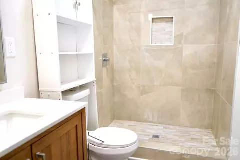 Bath - 302 Cedar St, Lancaster, SC 29720 photo 2 of 2