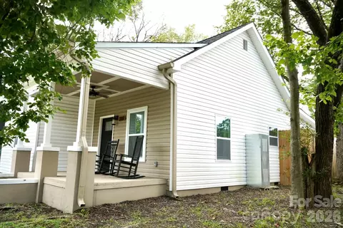 Exterior - 302 Cedar St, Lancaster, SC 29720 photo 2 of 6