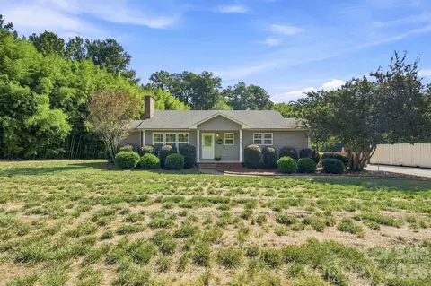 4617 Old Plank Rd, Iron Station, NC 28080